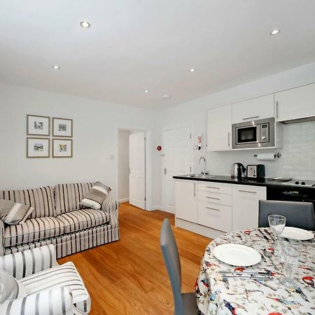 The Apartment, 24 West End Terrace, Winchester Kültér fotó