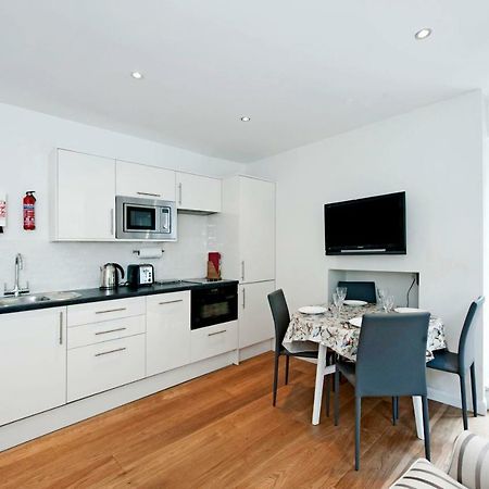 The Apartment, 24 West End Terrace, Winchester Kültér fotó